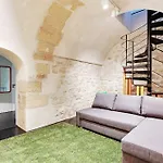 Authentic Apartment - 2Br-6P - Le Marais