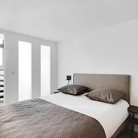 Authentic - 2br-6p - Le Marais Apartment *